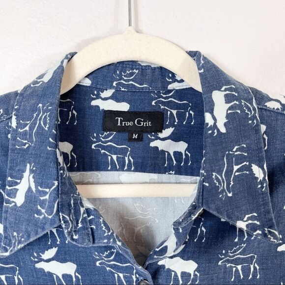 TRUE GRIT Woman’s Moose Blue Button Down Top Size M - Picture 2 of 10